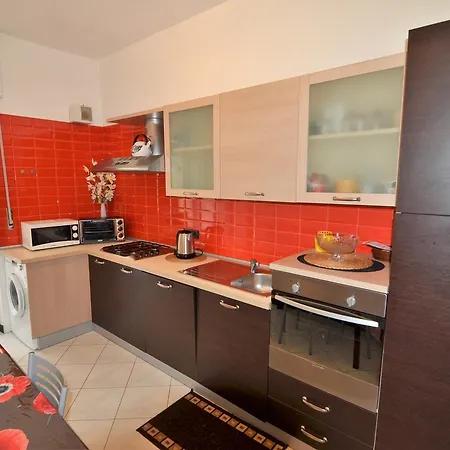 Apartment Elena Levanto